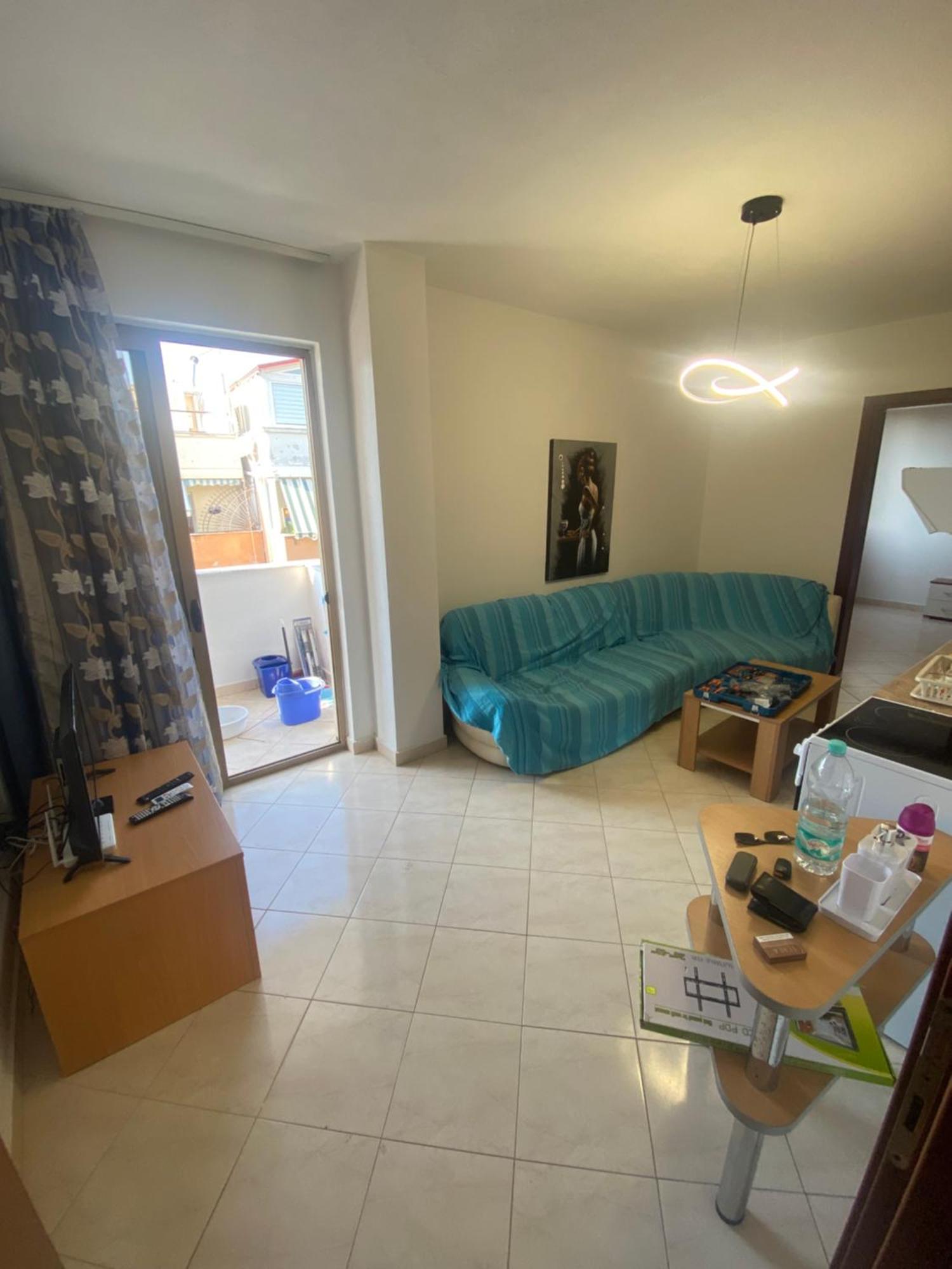 Apartament Juli Golem *